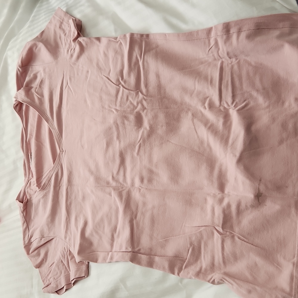 Pink t shirt